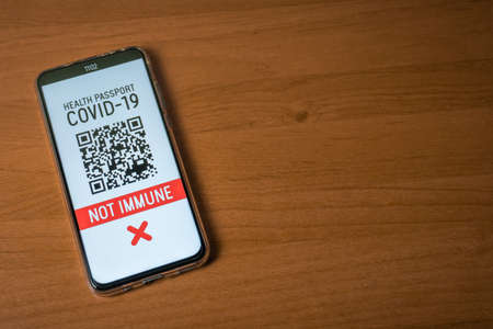 Not Immune - Digital Health Passport Covid-19 App Smartphoneの写真素材