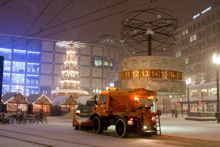 Berlin, Germany - December 16, 2010: Christmas decorations in Alexanderplatzのeditorial素材