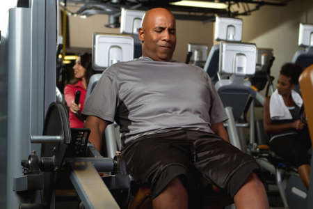 Man working out at the gym.