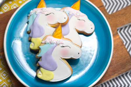 Wonderful Unicorn cookies to decorate parties or birthdays
