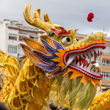 Barcelona, Catalonia, Spain. 04 st Feb, 2017. Participant dragon of the Chinese new year parade in Barcelonaのeditorial素材