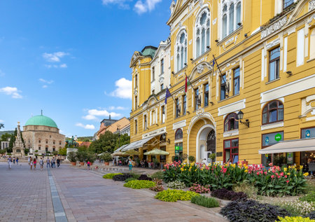 Summer picture from a old famous hungarian city Pecs. Main square. 27. 08. 2018 Hungaryのeditorial素材