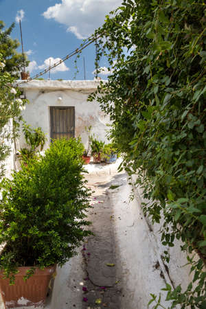 Narrow streets in the centre of Athens, Greeceの写真素材