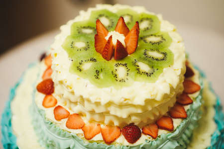 wedding cake with berriesの写真素材