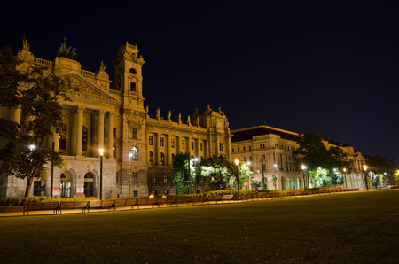 The Hungarian Parliament Building with bright and beautiful illumination at night. It is the seat of the National Assembly of Hungary, one of Europe's oldest legislative buildingsのeditorial素材