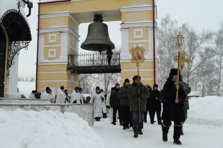 TOMSK, RUSSIA - JANUARY 19: Orthodox procession, celebration of Epiphany (Holy Baptism) in the Orthodox tradition, January 19, 2010 in Tomsk, Russia.のeditorial素材