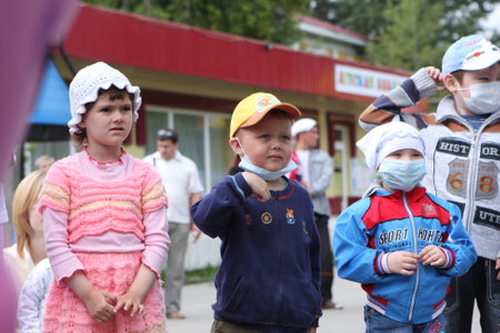TOMSK, RUSSIA - JULY 25: Festival Bubbles, organized by the Foundation for Children with blood cancer Fund Alena Petrova in city garden, July 25, 2009 in Tomsk, Russia.のeditorial素材