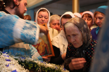 TOMSK, RUSSIA - AUGUST 9: Orthodox celebrations devoted to the second finding of a wonder-working icon of Our Lady from village of Bogorodsky, August 9, 2009 in Tomsk, Russia.のeditorial素材