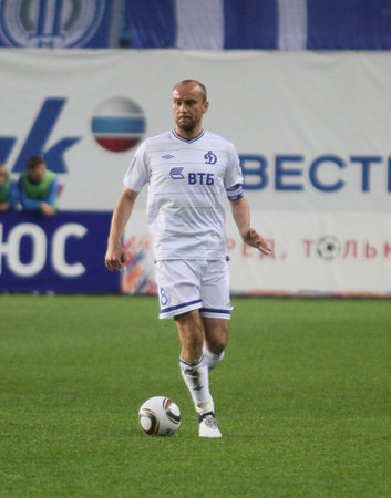 MOSCOW - MAY 5: The championship of Russia on football: "Dynamo" (Moscow) - "Amkar" (Perm) - (1:1), May 5, 2010 in Moscow, Russia.のeditorial素材