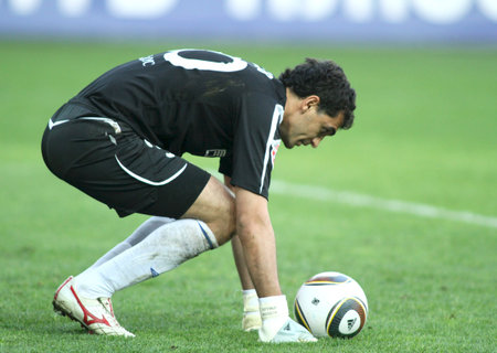 MOSCOW - MAY 15: Dinamo's goalkeeper Vladimir Gabulov in a game of the 11th round of Russian Football Premier League - Dinamo Moscow vs. Alania Vladikavkaz - 2:0, May 15, 2010 in Moscow, Russia.のeditorial素材