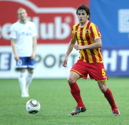 MOSCOW - MAY 15: Alania's midfielder George Floresku in a game of the 11th round of Russian Football Premier League - Dinamo Moscow vs. Alania Vladikavkaz - 2:0, May 15, 2010 in Moscow, Russia.のeditorial素材