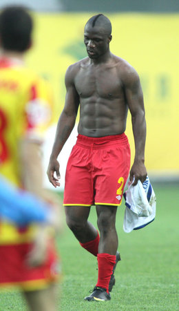 MOSCOW - MAY 15: Alania defender Ibrahim Gnanou in a game of the 11th round of Russian Football Premier League - Dinamo Moscow vs. Alania Vladikavkaz - 2:0, May 15, 2010 in Moscow, Russia.のeditorial素材