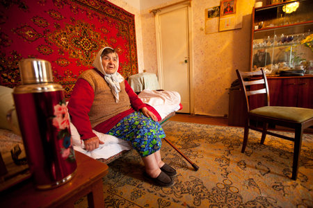 PODPOROZHYE, RUSSIA - MAY 5: In anticipation of the Day of Victory in Great Patriotic War, Center of social services for pensioners and disabled Otrada gives presents to War Veterans, May 5, 2012 in Podporozhye, Russia.のeditorial素材