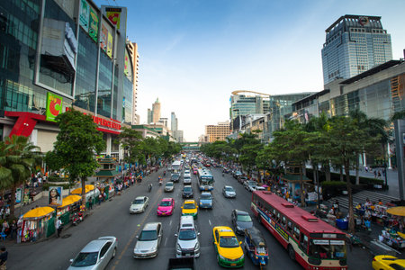 BANGKOK - APRIL 23: Traffic jam along a busy road in the city center on April 23, 2012 in Bangkok, Thailand.のeditorial素材