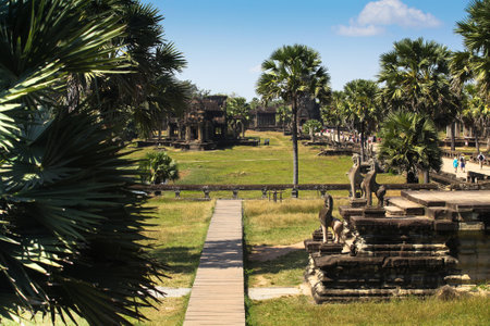 SIEM REAP, CAMBODIA - DEC 13: Angkor Wat - is the largest Hindu temple complex and religious monument in the world, Dec 13, 2012 Siem Reap, Cambodia. It is the country's prime attraction for visitors.のeditorial素材