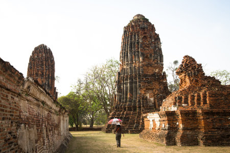 AYUTTHAYA, THAILAND - MAR 11: Wat Mahathat temple in Ayutthaya Historical Park on Mar 11, 2012 in Ayutthaya, Thailand. This is a famous temple in Ayutthaya - capital of Siam 1350-1767.のeditorial素材