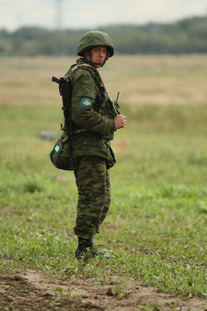 BUDIHINO, RUSSIA - AUG 26, 2010: During Command post exercises with 98-th Guards Airborne Division in Kostroma region.のeditorial素材