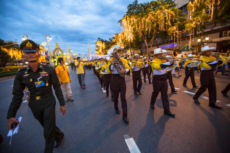 BANGKOK, THAILAND - DEC 5, 2014: Unidentified participants in the celebration of the 87th birthday of Thailand King Bhumibol Adulyadej, is also known as Rama IX, ninth monarch of the Chakri Dynasty.のeditorial素材