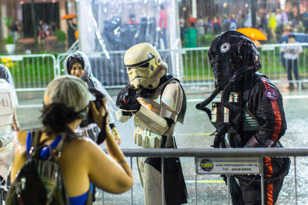 SINGAPORE - JAN 19, 2016: Unidentified participants Chingay Parade. Parade is ranked as largest street festival in Asia. This year braved the rain in the parade was attended by 8,000 participants.のeditorial素材