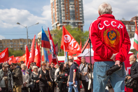 MOSCOW, RUSSIA - MAY 1, 2016: Communist party supporters together with National Bolsheviks take part in a rally marking the May Day in the  center of Moscow.のeditorial素材