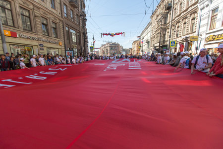 St.PETERSBURG, RUSSIA - MAY 9, 2016: Participants of Immortal Regiment - international public action, which takes place in Russia and some countries of near and far abroad in the Victory Day.のeditorial素材
