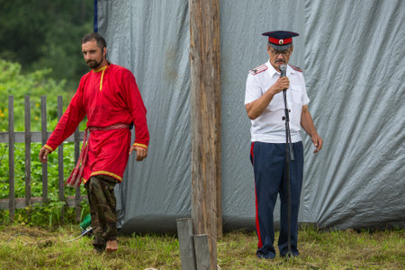 GRISHINO, RUSSIA - JUL 30, 2016: Unidentified participants of the Festival of folk culture Russian...