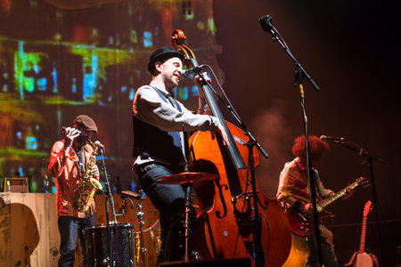 St.PETERSBURG, RUSSIA - AUG 31, 2016: Performance of "Billy's Band" (blues, swing, jazz, rock band, frontman Billy Novick) at performance-concert "Game of Tom Waits" in Erarta Contemporary Art Museum.のeditorial素材