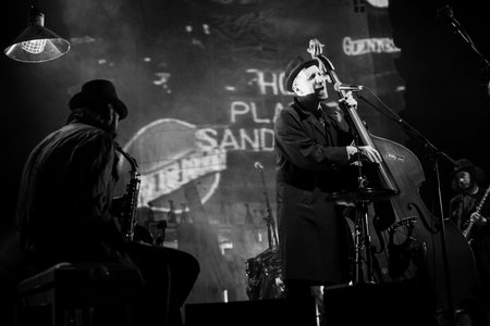 St.PETERSBURG, RUSSIA - AUG 31, 2016: Performance of "Billy's Band" (blues, swing, jazz, rock band, frontman Billy Novick) at performance-concert "Game of Tom Waits" in Erarta Contemporary Art Museum.のeditorial素材