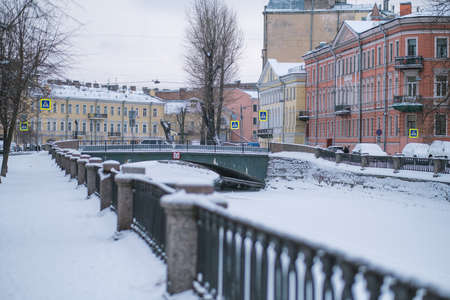 View of the residential buildings along the Griboyedov Canal, St. Petersburg, Russia.の写真素材