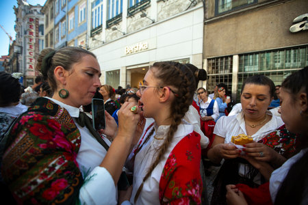 PORTO, PORTUGAL - YUL 2, 2022: During the celebration of the Rusgas Festa de Sao Joao. Is a festival during Midsummer, Saint John's Eve. Festivities have been held in the city for more than six centuriesのeditorial素材