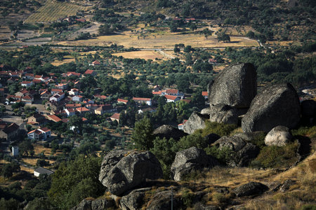 Panorama of the granite village of Monsanto amidst huge boulders, Castelo Branco district of Portugal.のeditorial素材