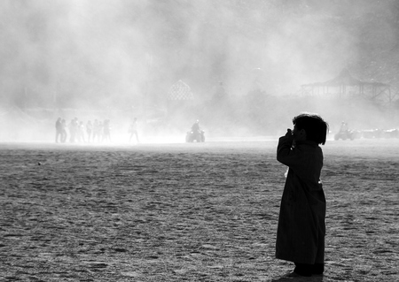 Boy screaming in the desert dust. Egypt, May 2012 year.のeditorial素材