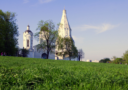 2018.05.05, Moscow, Russia. UNESCO World Heritage Sites in Russia. Historical architecture of Moscow. Famous sightseeing of Russia. An old church and trees in early spring.のeditorial素材