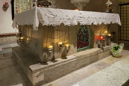 The tomb of Saint Nicholas in Bari in pontifical Basilica di San Nicola (Basilica of Saint Nicholas) in  Bari, Puglia, Italyの写真素材