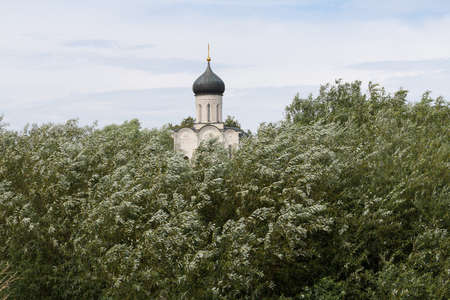 The Church of the Intercession of the Holy Virgin on the Nerl River or "Pokrova na Nerli". Bogolubovo near Vladimir, Russiaの写真素材