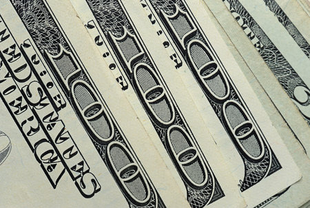 100 dollars cash on stock of money