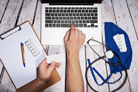 pay with credit card online for doctor serviceの写真素材