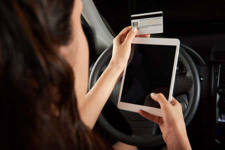 driver buying pay online using credit card