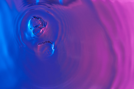 Pure clear colorful water drop close up. Macro of crystal water wallpaper backgroundの写真素材