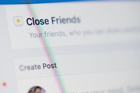 New york, USA - march 11, 2019: Close friends list in facebook social network on smartphone screenのeditorial素材