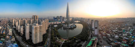 SEOUL / SOUTH KOREA - 09.30.2019: Sunrise in Seoul. Morning in big city. Made by drone. Panoramaのeditorial素材
