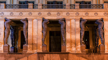 Atlantis sculpture at the entrance to the new building of the Art Museum "Hermitage" in St. Petersburg. building was built in 1852.のeditorial素材