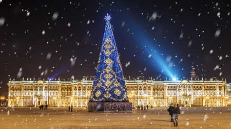 Christmas St. Petersburg. Hermitage on Palace Squareのeditorial素材
