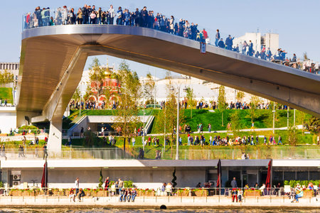 MOSCOW, RUSSIA-SEPTEMBER 24, 2017: Zaryadye park in Moscow, new landmark open in September, 2017のeditorial素材