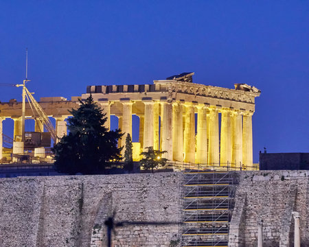 Athens, Greece, Parthenon ancient temple on Acropolis hill, night viewのeditorial素材