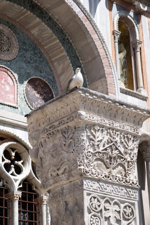 Column sculpture of St Mark cathedral, Veniceの写真素材