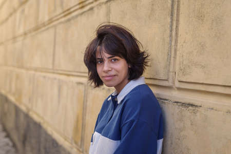 Head shot portait of a teenage girlの写真素材
