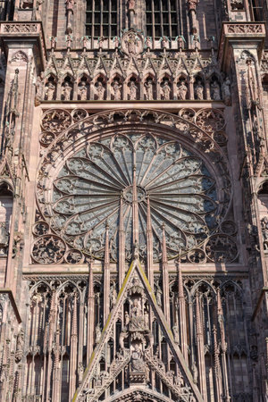 Ornate facade of the Strasbourg Cathedral of Our Lady, UNESCO World Heritage Site, Alsace, France, Europeのeditorial素材