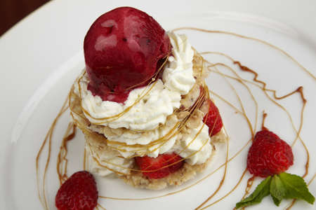 strawberry ice creamの写真素材