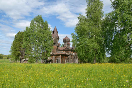 wood, Church, old, meadowの写真素材